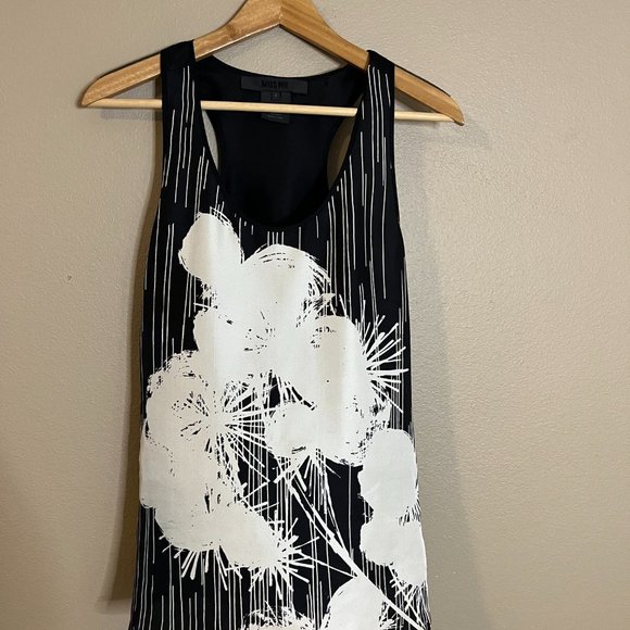 Miss Wu Silk Designer Tank-Like New Size 2 - Picture 6 of 9